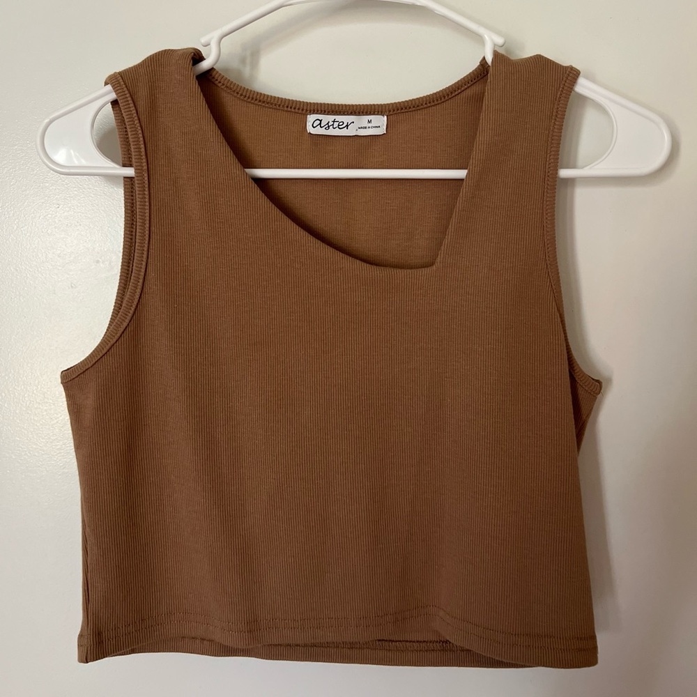 Brown Fitted Sleeveless Crop Tank Top